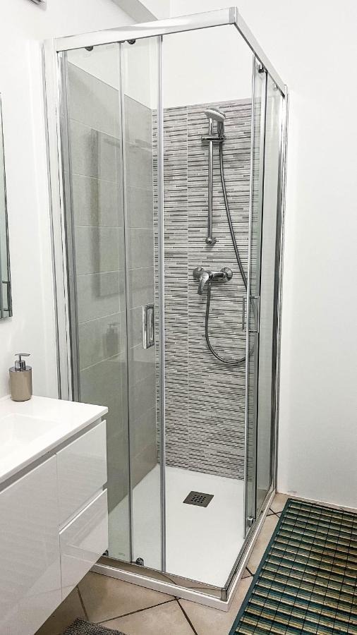 Villa Belvedere_Studio Flat San Fermo della Battaglia ภายนอก รูปภาพ
