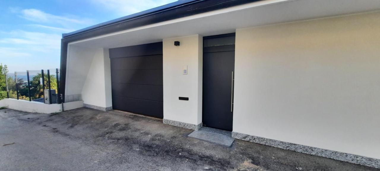 Villa Belvedere_Studio Flat San Fermo della Battaglia ภายนอก รูปภาพ