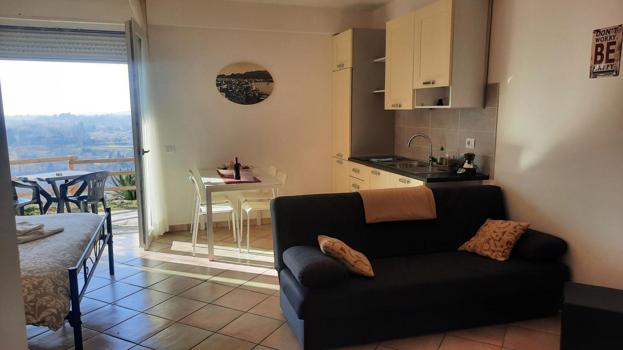 Villa Belvedere_Studio Flat San Fermo della Battaglia ภายนอก รูปภาพ
